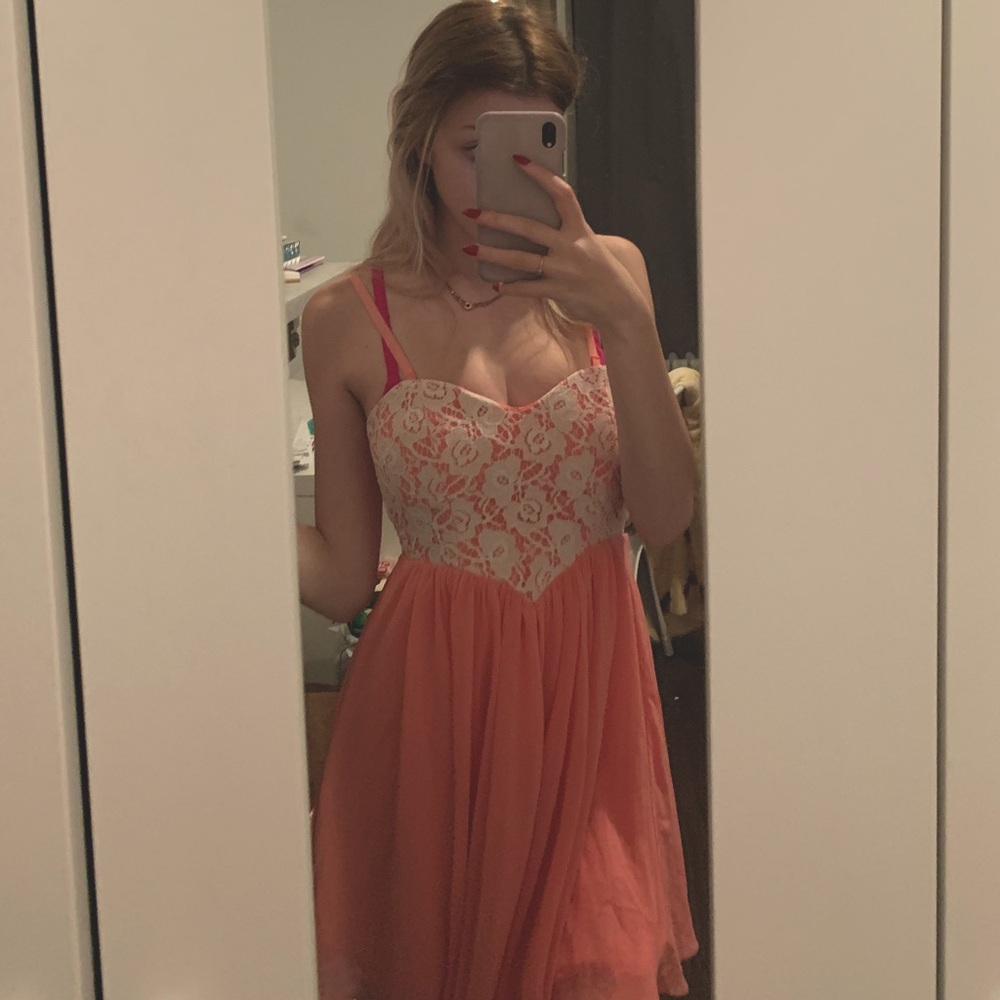 Pink dress 👗